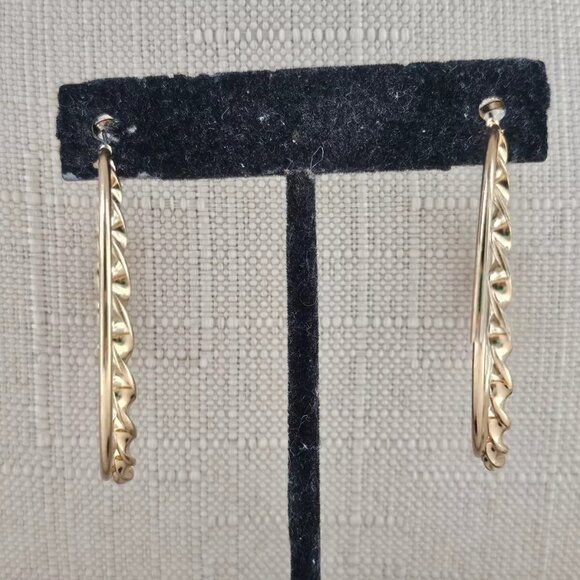 Decree Women Earrings Gold Tone Set of 2 Round Hoop Earrings Ear Jewelry New - Picture 11 of 12